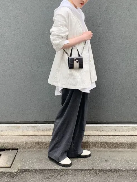 HIROKO HAYASHI クラッチバッグ　長財布　別うリチェーン付き チェーン付長財布用 ロングチェーン（キーケース・キーホルダー