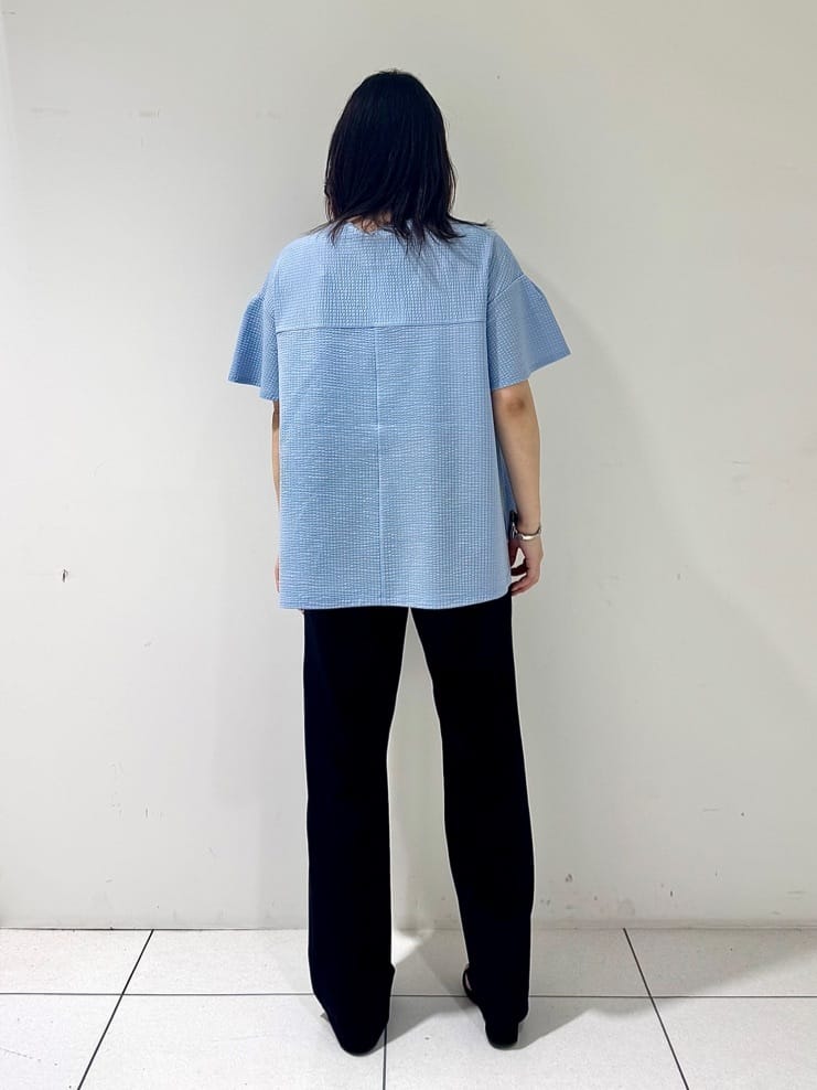 そんさんの「INDIVI｜【洗える／体型カバー】凹凸素材フレアデザイントップス」を使ったコーディネート