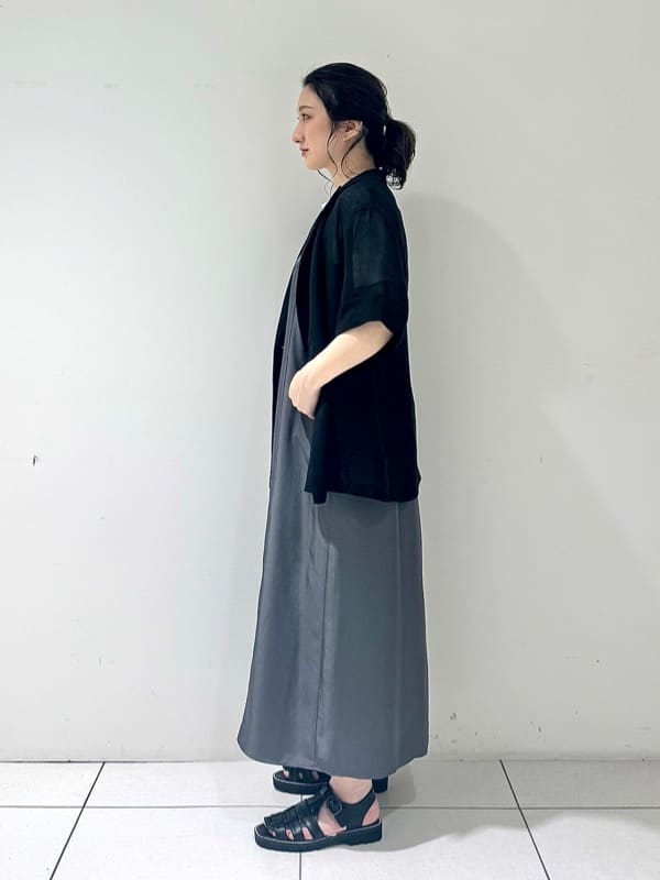 そんさんの「INDIVI｜【洗える／メッシュ素材】リネンライク半袖ダブルジャケット」を使ったコーディネート