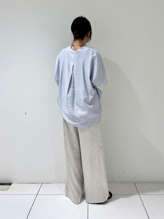 そんさんの「INDIVI｜【洗える／UVケア／SETUP可能】スキッパードルマンブラウス」を使ったコーディネート