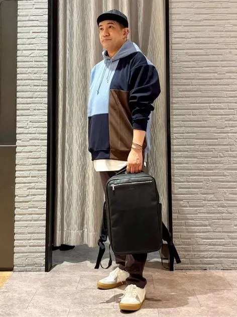 Andyページ❗️バングル２つ、リング１つの３点セット ステンレス バングル 三色 三連バングル ブレスレット 三色バングル