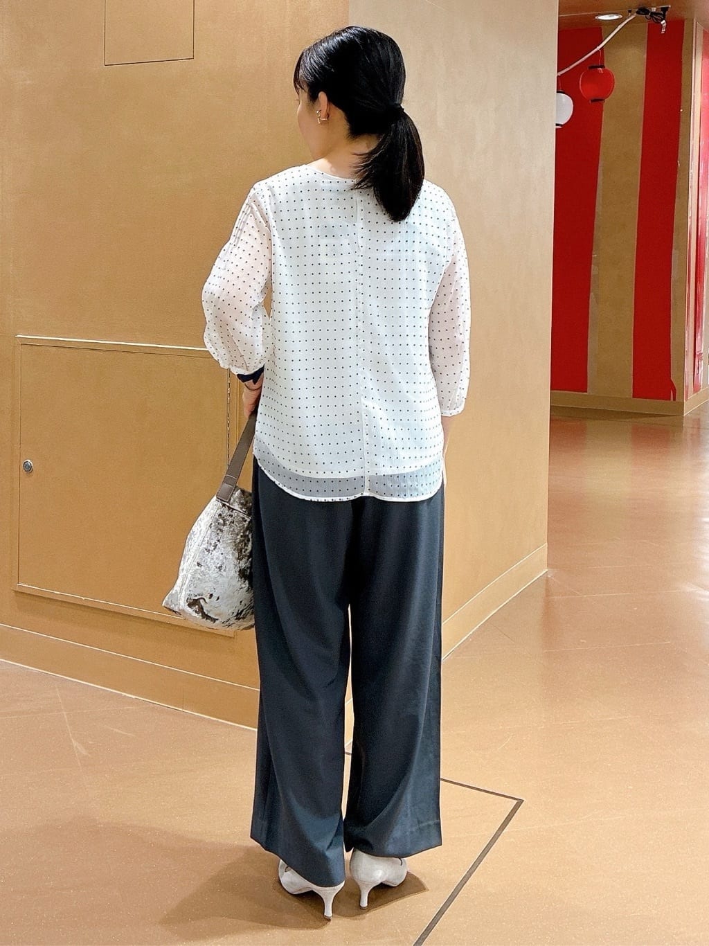 hattoriさんの「INDIVI｜【ウール調素材】ベルトデザインワイドパンツ」を使ったコーディネート