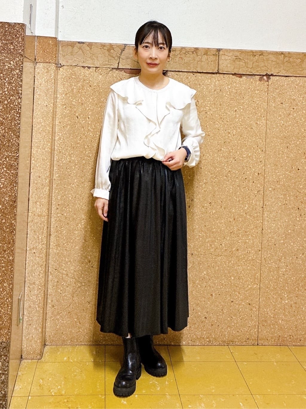 hattoriさんの「INDIVI｜【洗える／セレモニー】ラッフルサテンブラウス」を使ったコーディネート