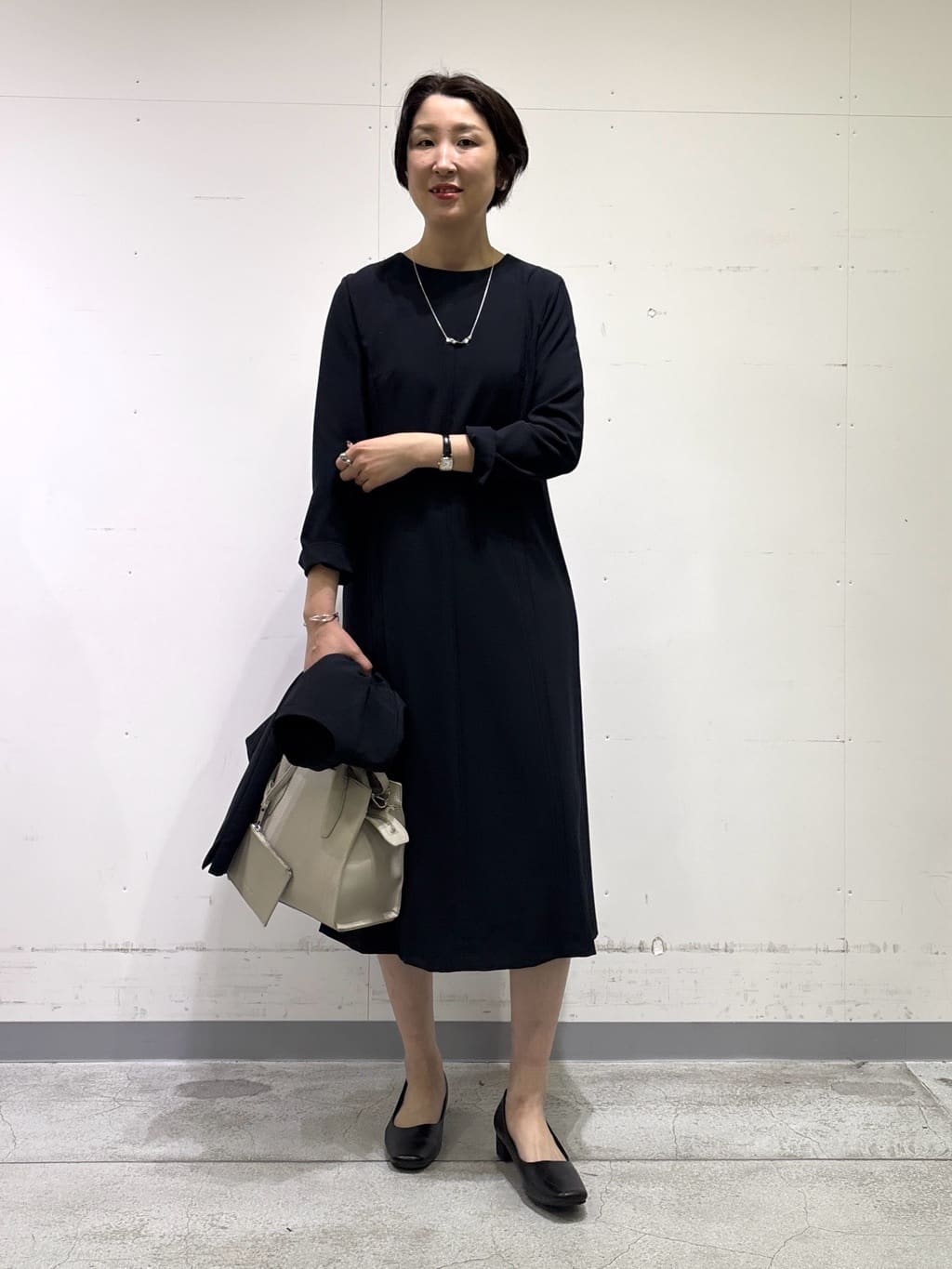 yuriさんの「INDIVI｜【上品光沢／セレモニー／SETUP可能】切り替えデザインジャケット」を使ったコーディネート