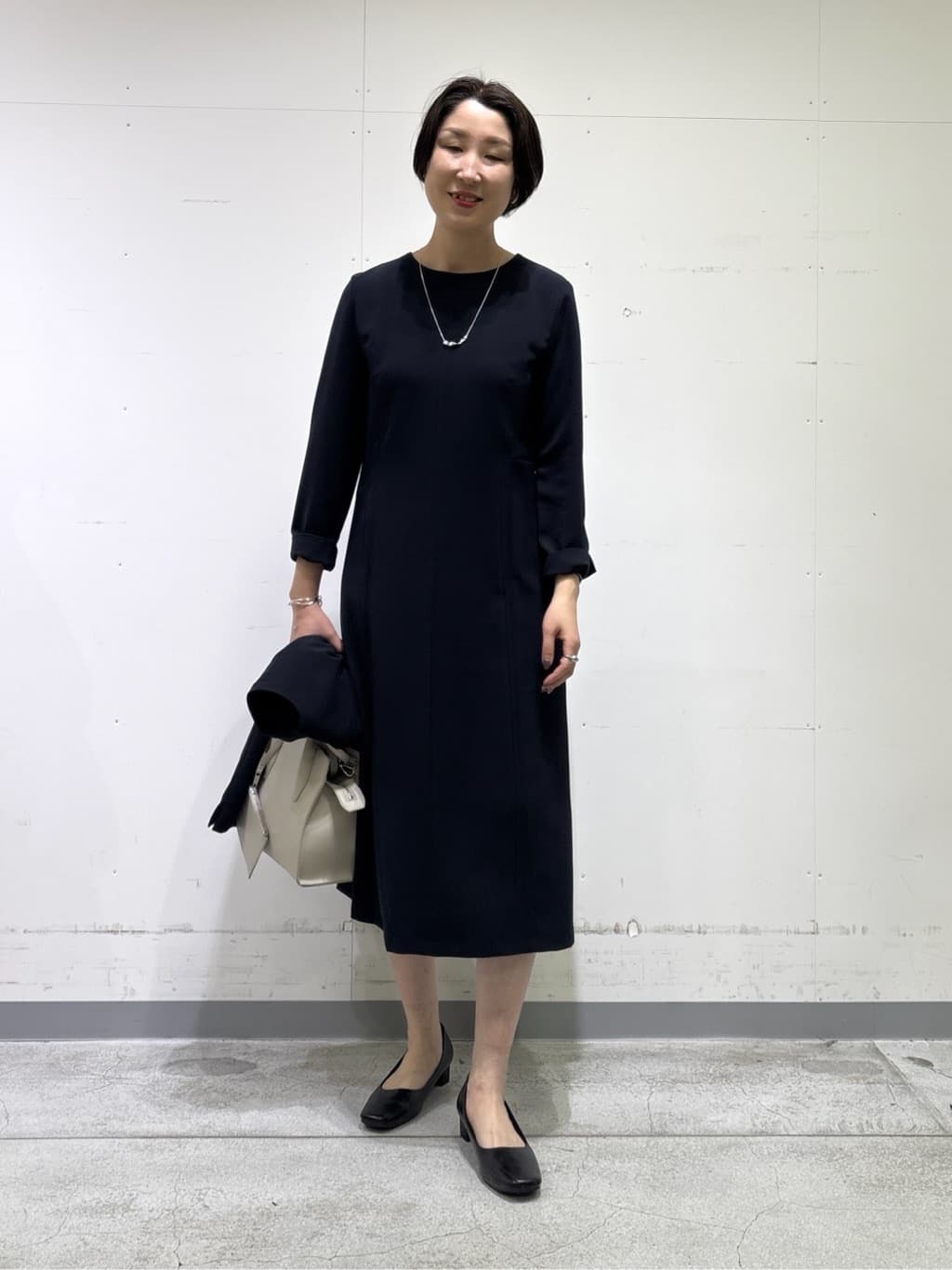 yuriさんの「INDIVI｜【上品光沢／セレモニー／SETUP可能】切り替えデザインジャケット」を使ったコーディネート