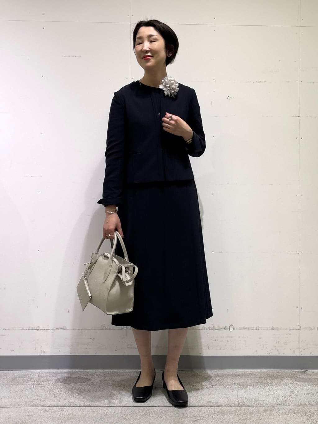 yuriさんの「INDIVI｜【上品光沢／セレモニー／SETUP可能】切り替えデザインジャケット」を使ったコーディネート