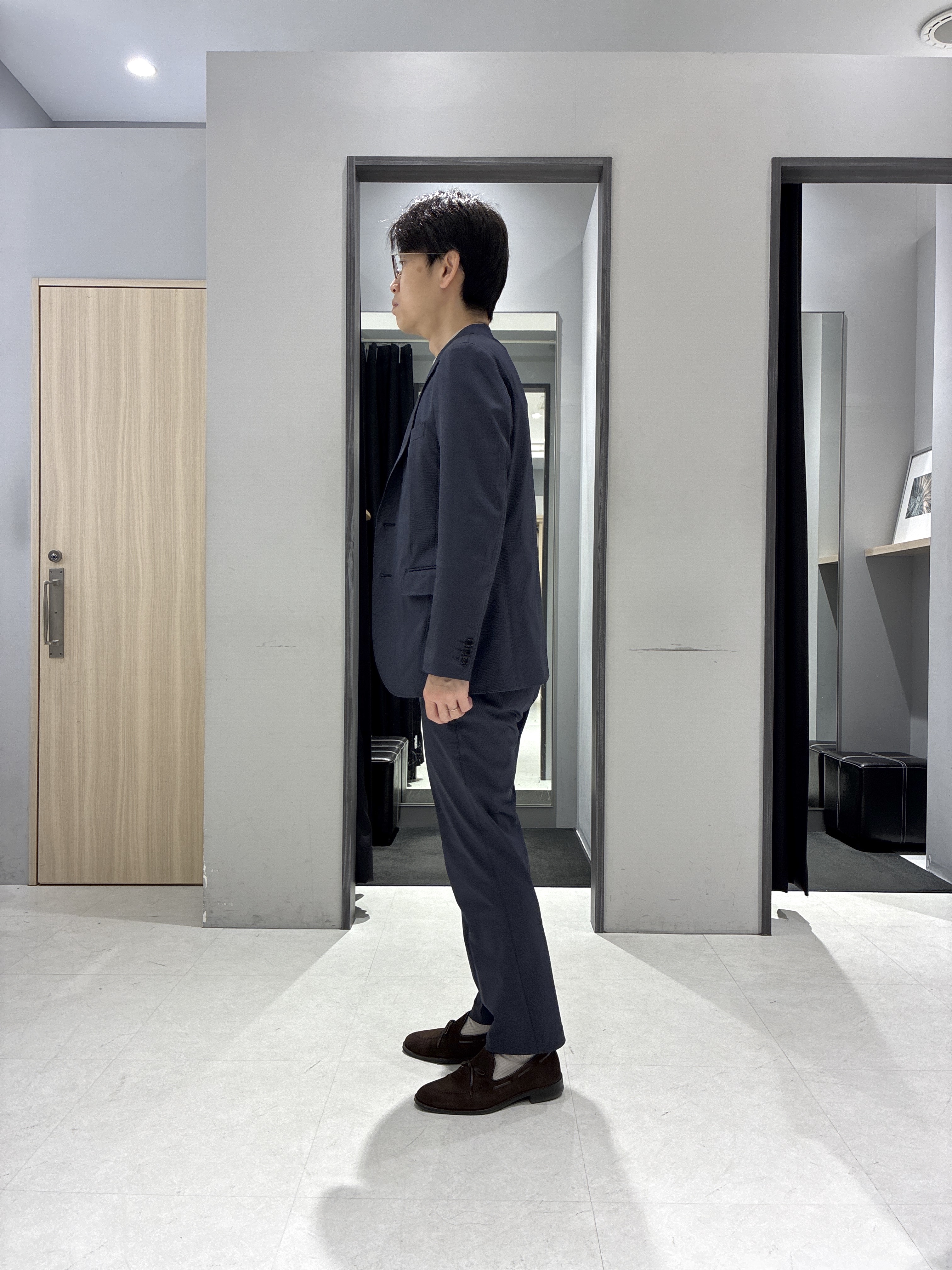 わいずみさんの「TAKEO KIKUCHI｜【360&deg;ストレッチ/軽量】None Of Stress ライト ジャケット（セットアップ対応）」を使ったコーディネート