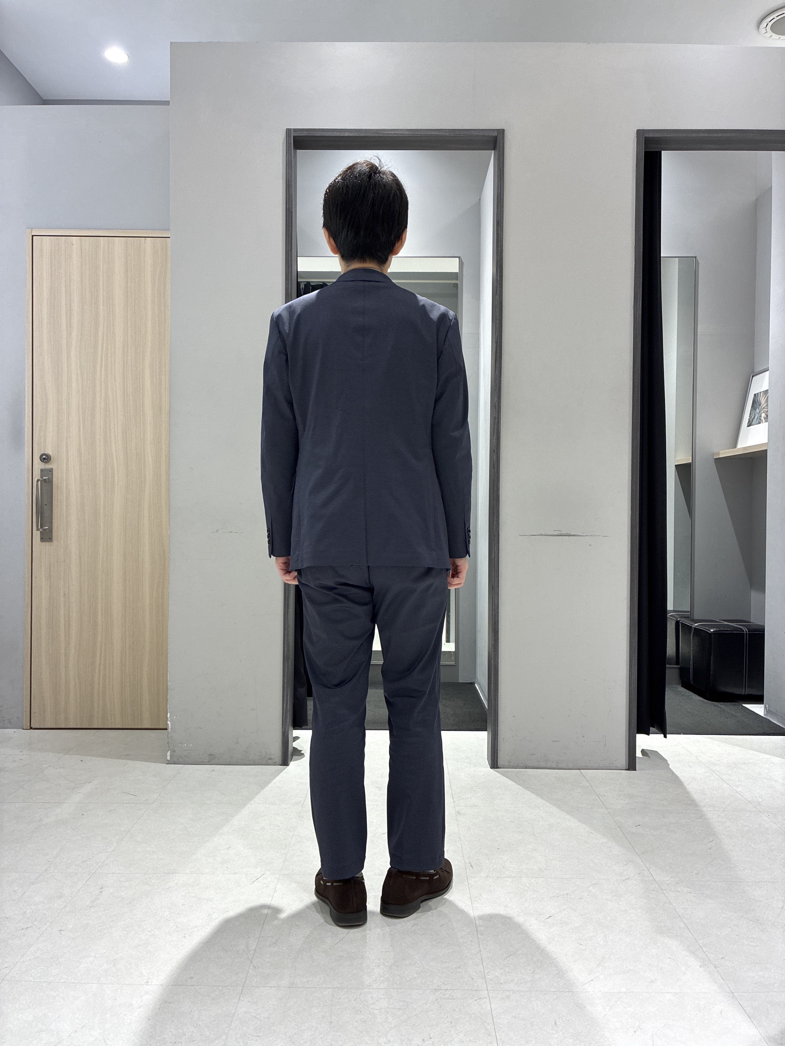 わいずみさんの「TAKEO KIKUCHI｜【360&deg;ストレッチ/軽量】None Of Stress ライト ジャケット（セットアップ対応）」を使ったコーディネート