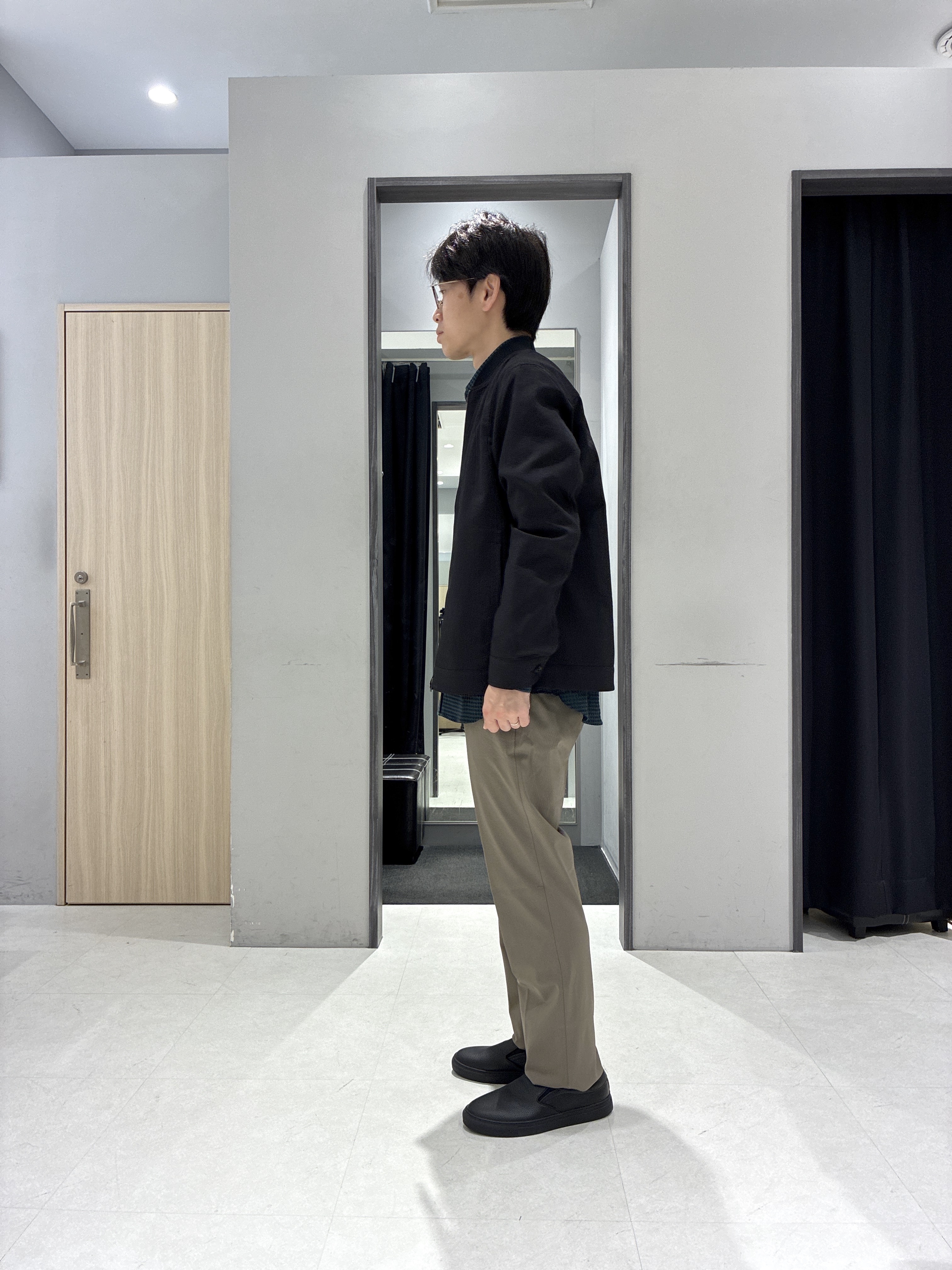 わいずみさんの「TAKEO KIKUCHI｜リネンライクカルゼ リブブルゾン」を使ったコーディネート