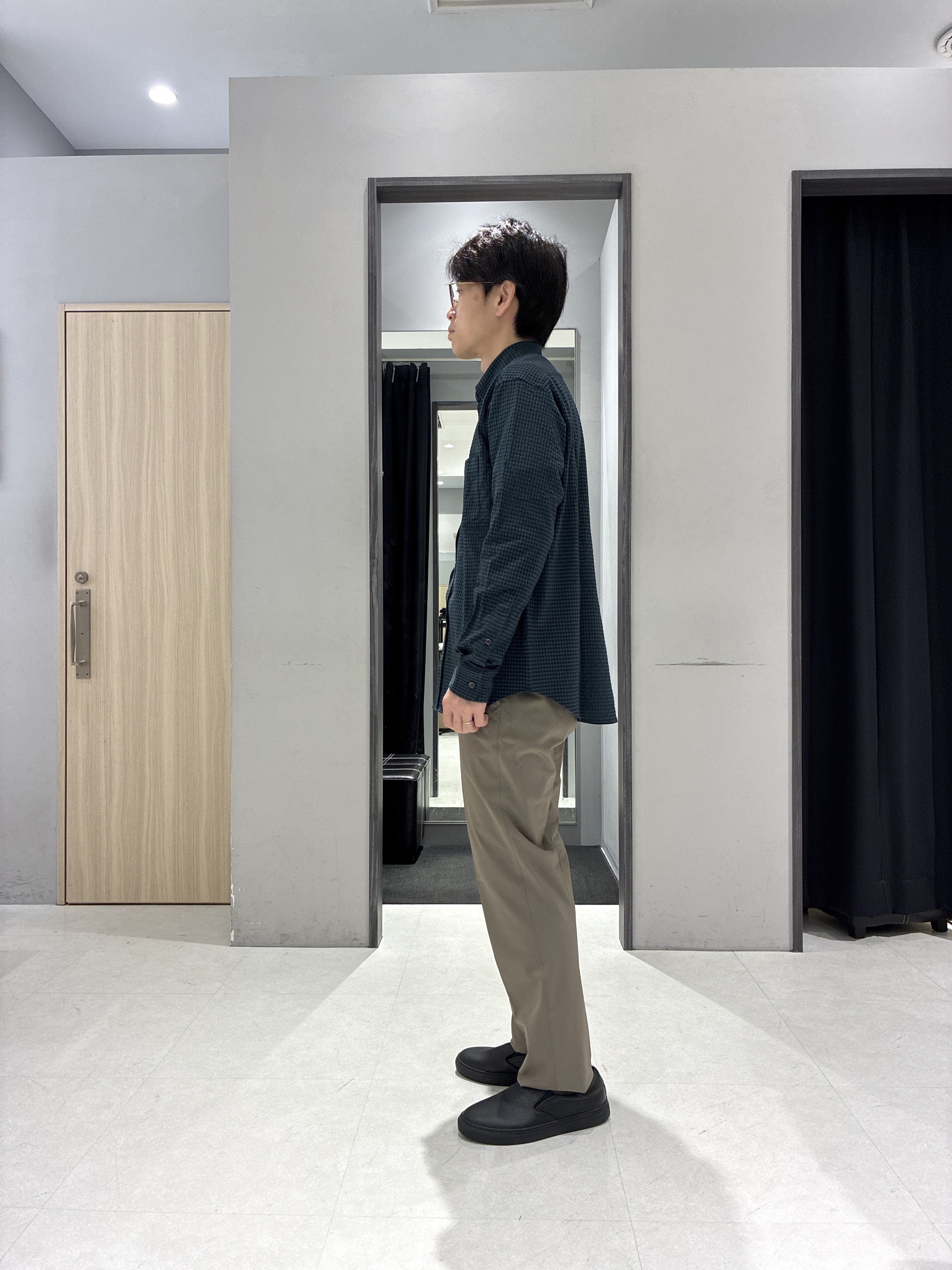 わいずみさんの「TAKEO KIKUCHI｜リネンライクカルゼ リブブルゾン」を使ったコーディネート