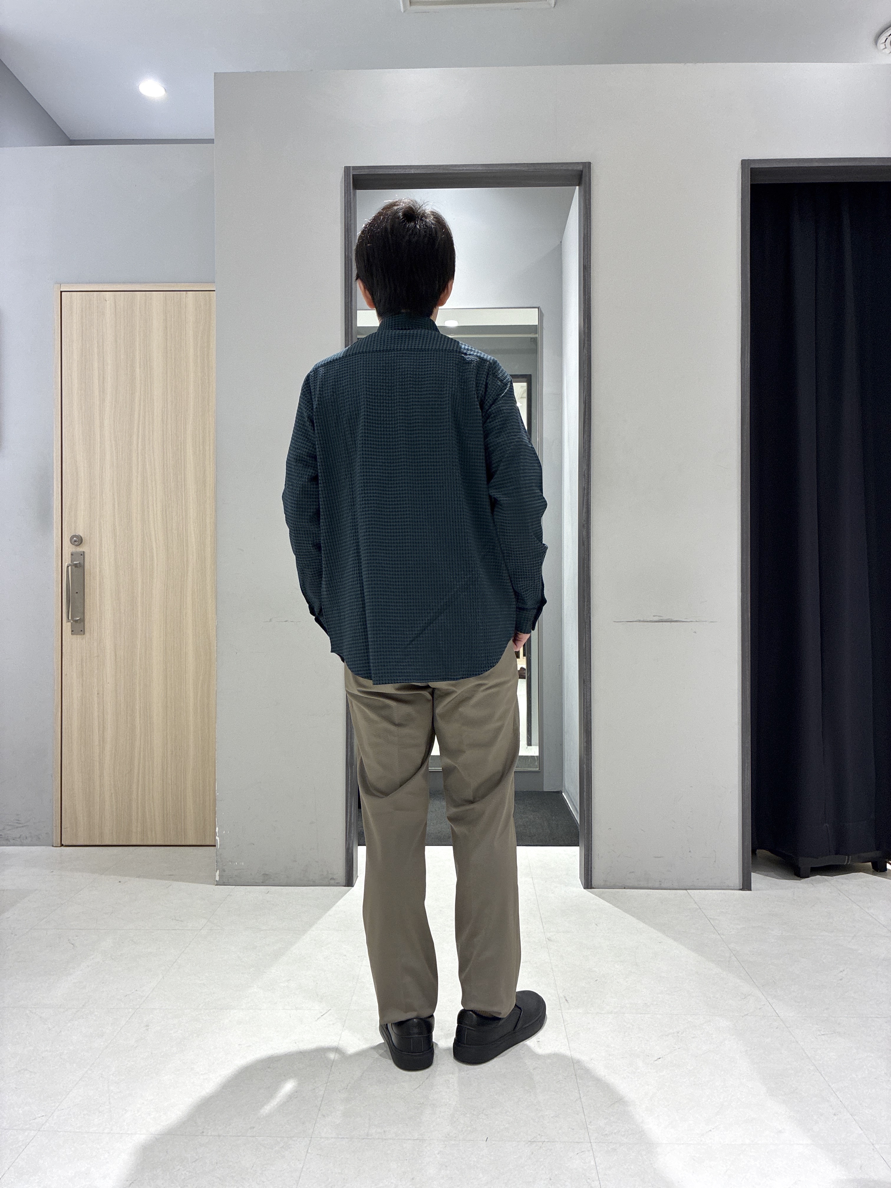 わいずみさんの「TAKEO KIKUCHI｜リネンライクカルゼ リブブルゾン」を使ったコーディネート