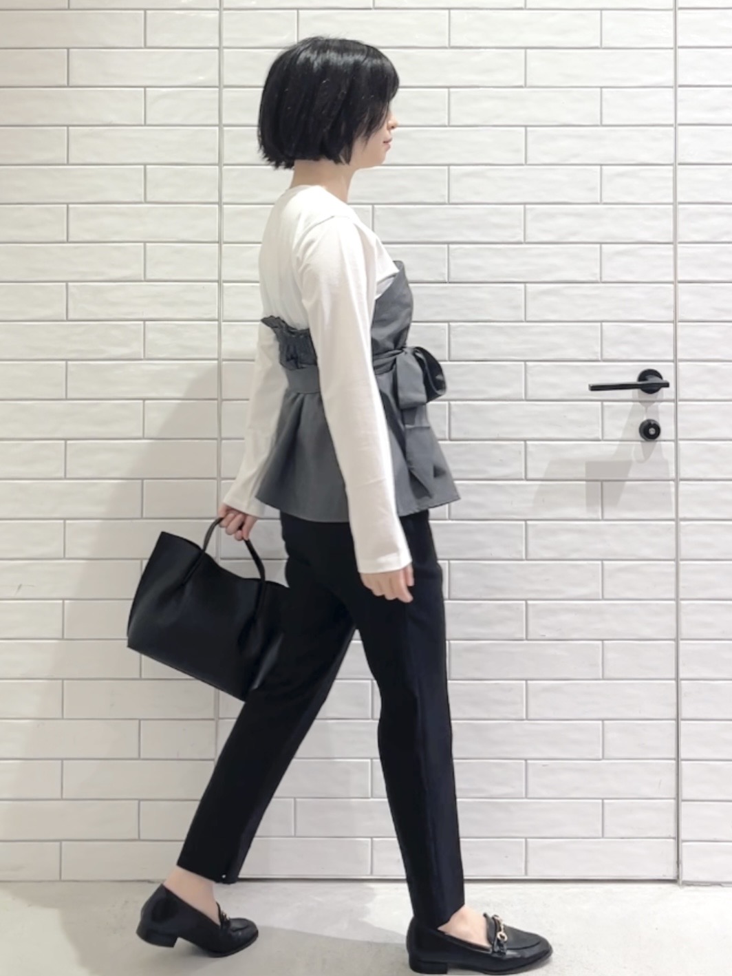 しおりさんの「OPAQUE.CLIP｜ビスチェドッキングカットソー【洗濯機OK】」を使ったコーディネート