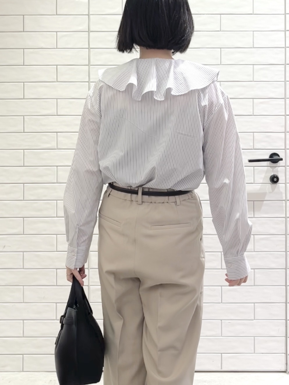 しおりさんの「OPAQUE.CLIP｜フロントフリルブラウス【洗濯機OK】」を使ったコーディネート