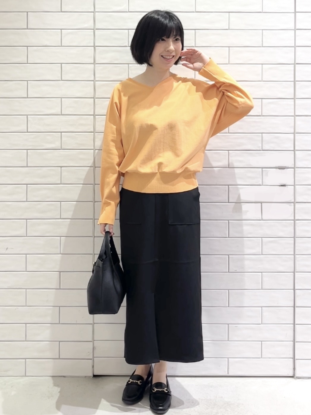 しおりさんの「OPAQUE.CLIP｜ミドルトレンチコート【洗濯機OK】」を使ったコーディネート