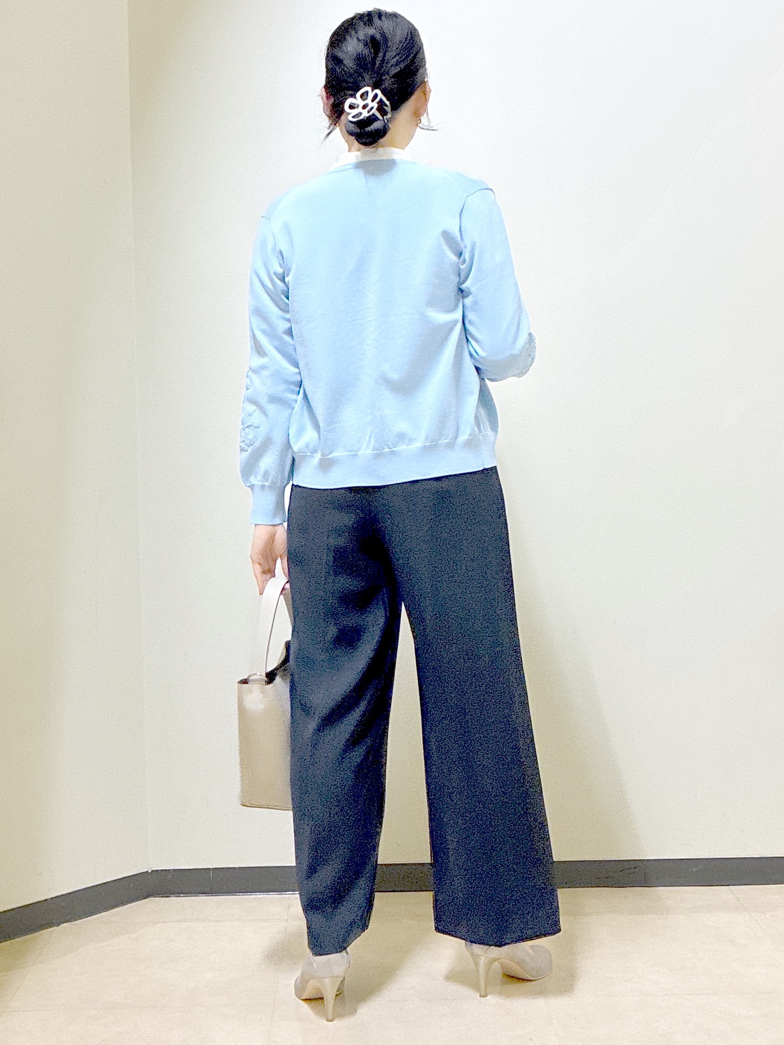  beni_gingerさんの「Reflect｜【ゆったり着られる◎】バンドカラーシャツブラウス」を使ったコーディネート