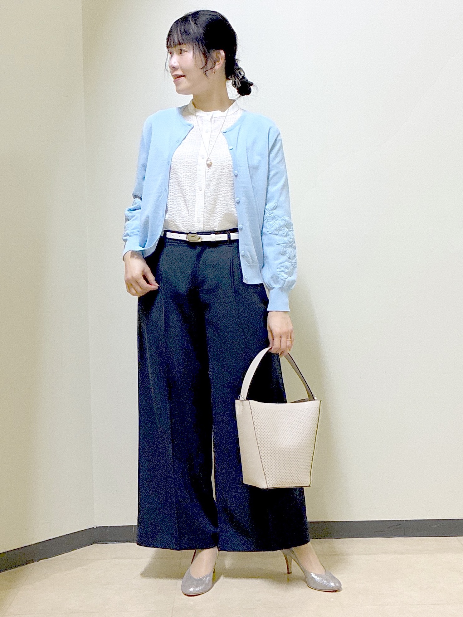  beni_gingerさんの「Reflect｜【ゆったり着られる◎】バンドカラーシャツブラウス」を使ったコーディネート