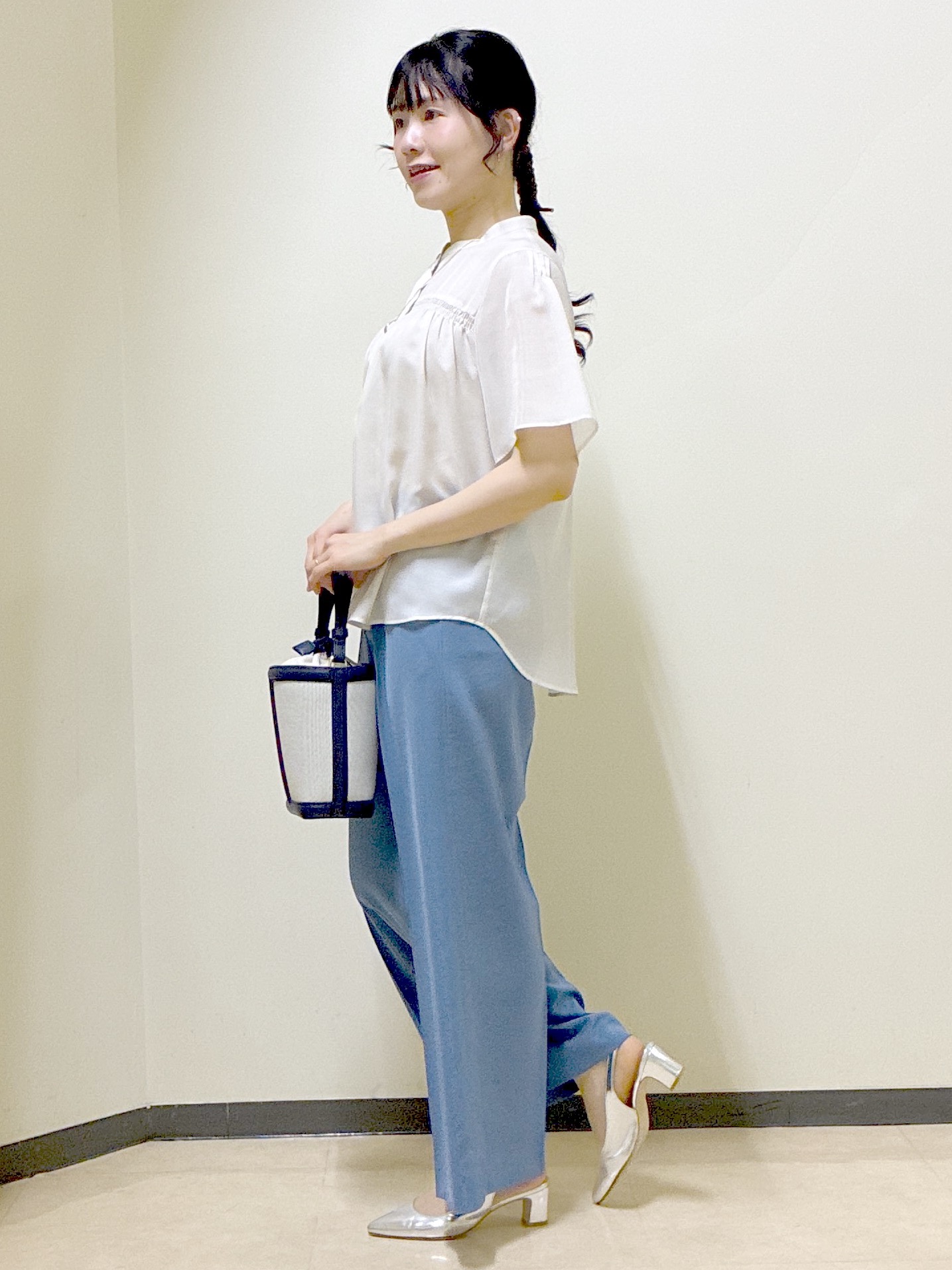  beni_gingerさんの「Reflect｜【選べる5色◎／マシンウォッシュ可】シャーリングデザインブラウス」を使ったコーディネート