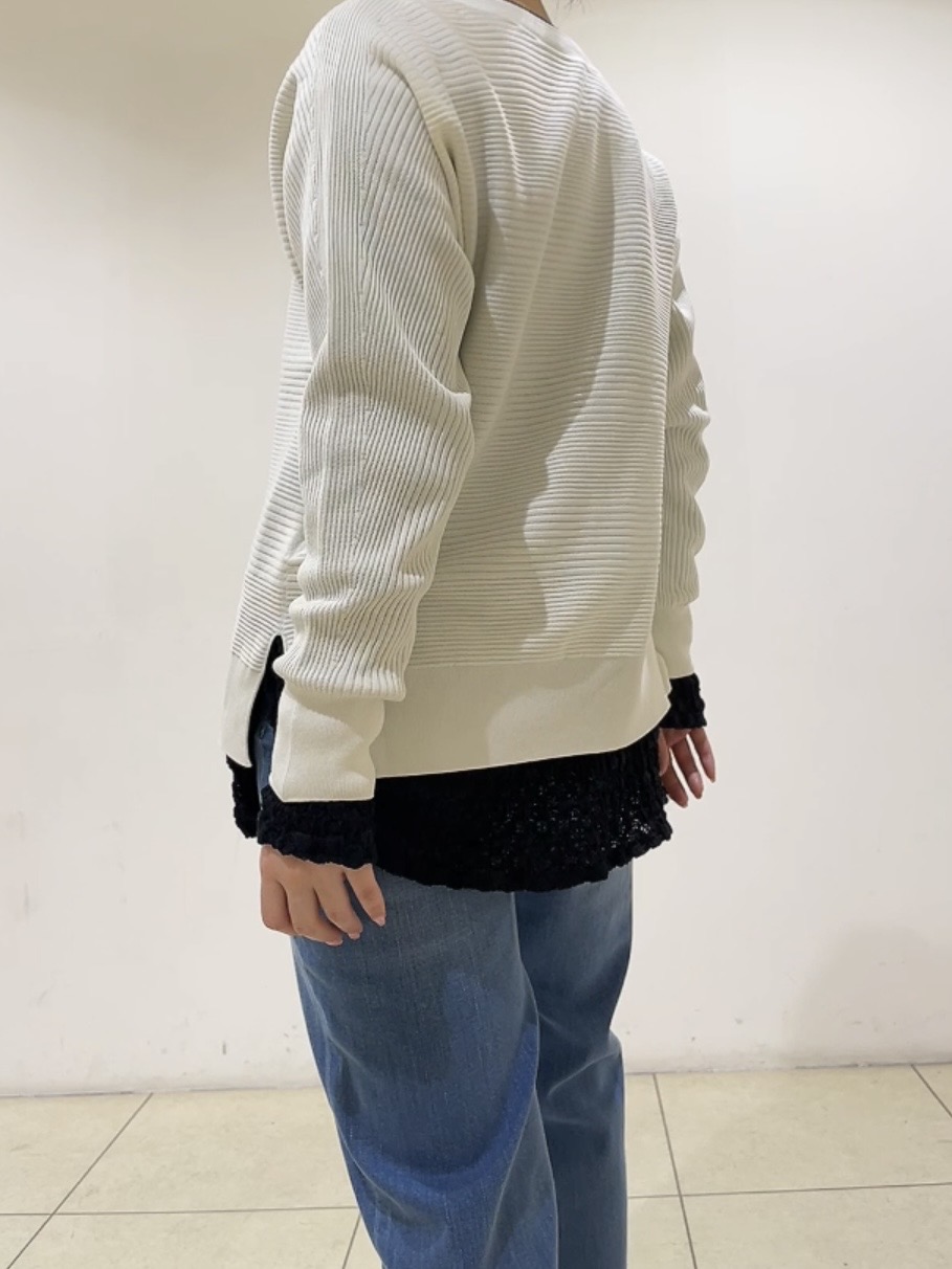 watanabeさんの「UNTITLED｜【洗える／キレイ色】体型カバー無縫製ニット」を使ったコーディネート