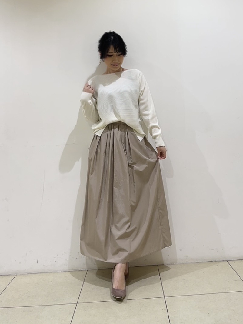 watanabeさんの「UNTITLED｜【洗える／キレイ色】体型カバー無縫製ニット」を使ったコーディネート