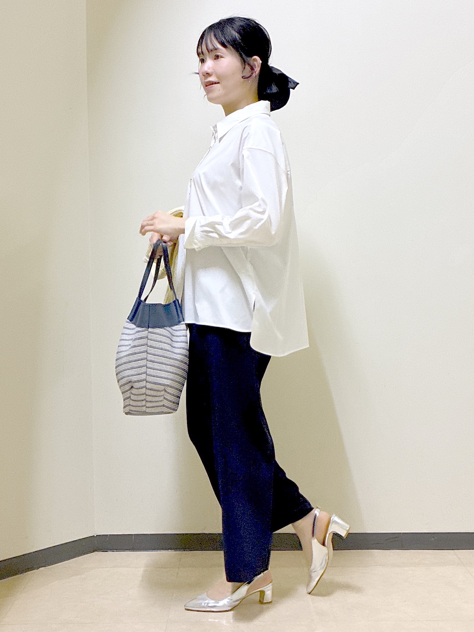  beni_gingerさんの「Reflect｜【羽織りにも◎】タイプライタービッグシャツ」を使ったコーディネート