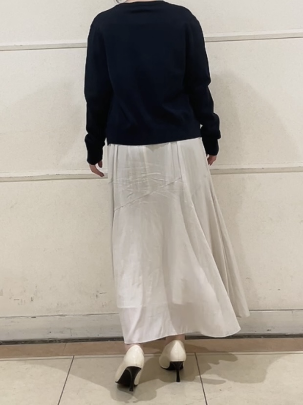 watanabeさんの「UNTITLED｜【アンサンブル可/洗える】クルーネックニットカーディガン」を使ったコーディネート