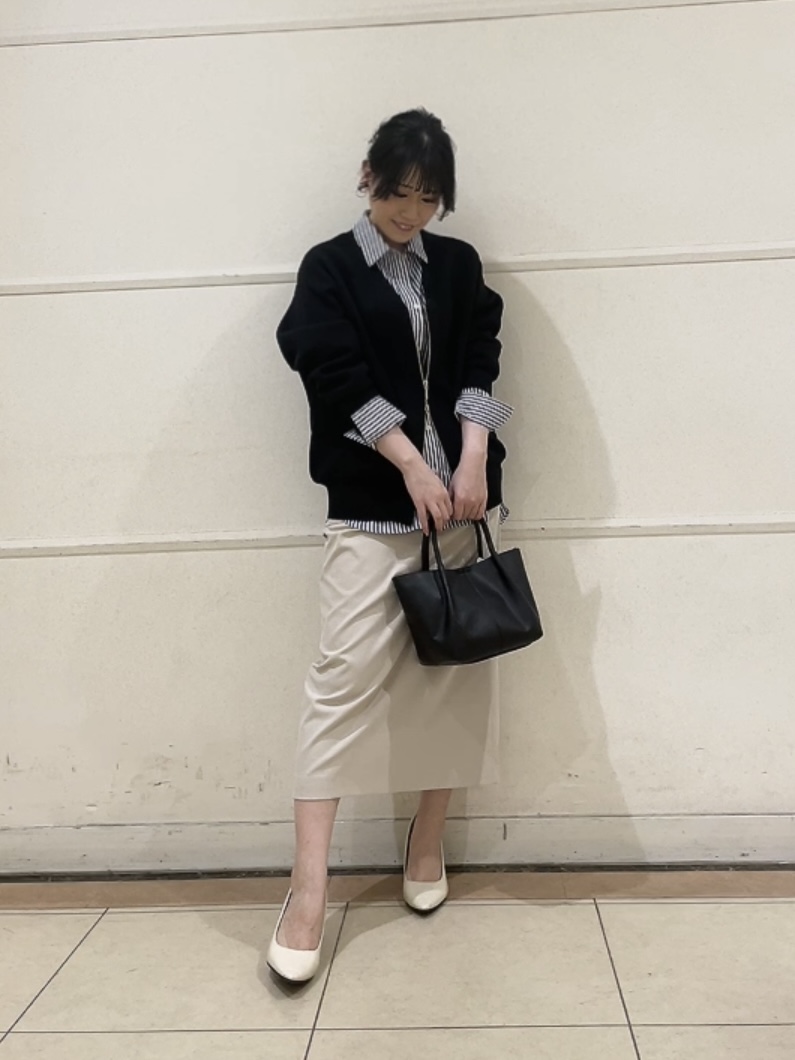 watanabeさんの「UNTITLED｜【軽羽織り/セットアップ可】ジップアップニットカーディガン」を使ったコーディネート