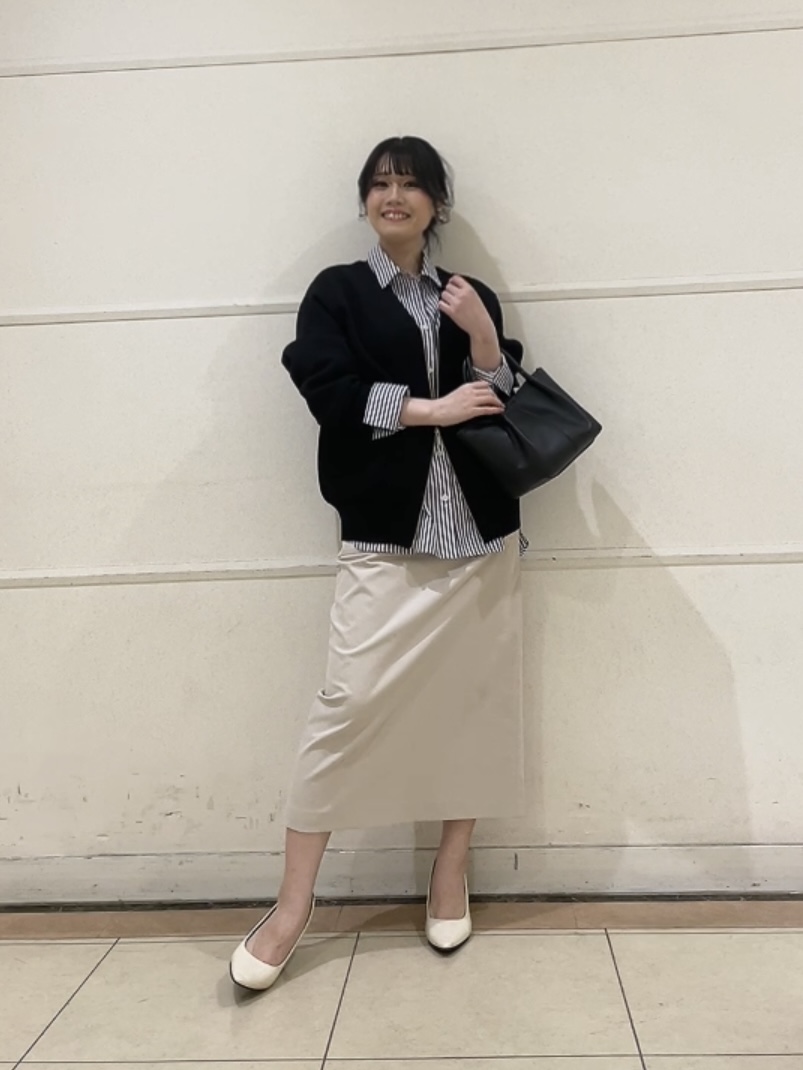watanabeさんの「UNTITLED｜【軽羽織り/セットアップ可】ジップアップニットカーディガン」を使ったコーディネート
