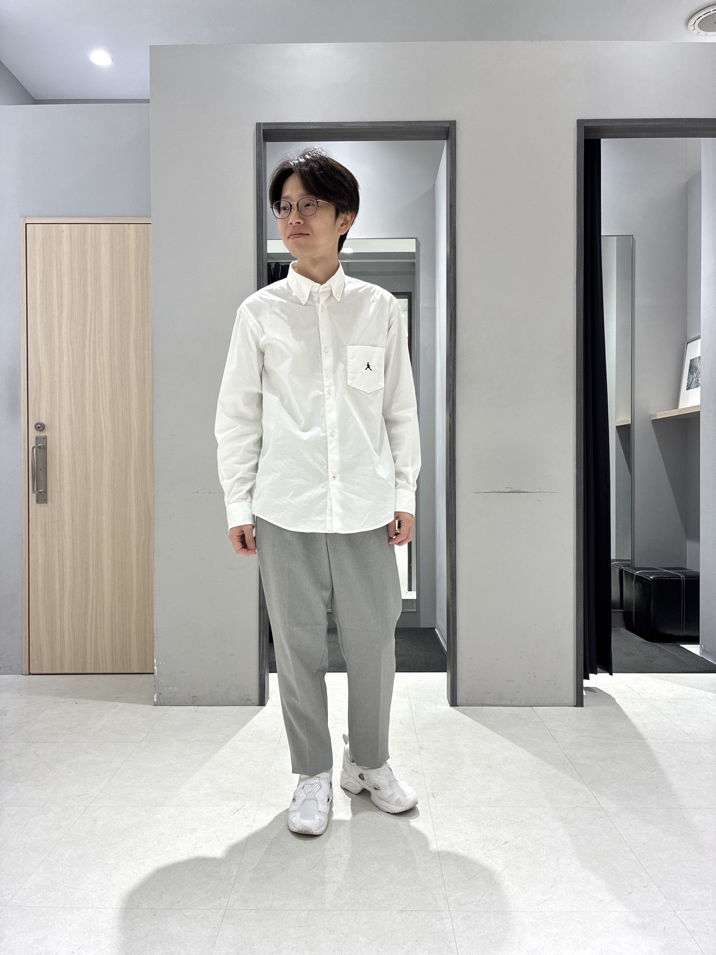 わいずみさんの「TAKEO KIKUCHI｜リネンライクカルゼ リブブルゾン」を使ったコーディネート
