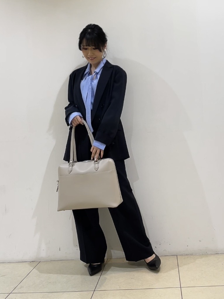 watanabeさんの「UNTITLED｜【新色追加/セットアップ可】エアリー ダブルブレストジャケット」を使ったコーディネート