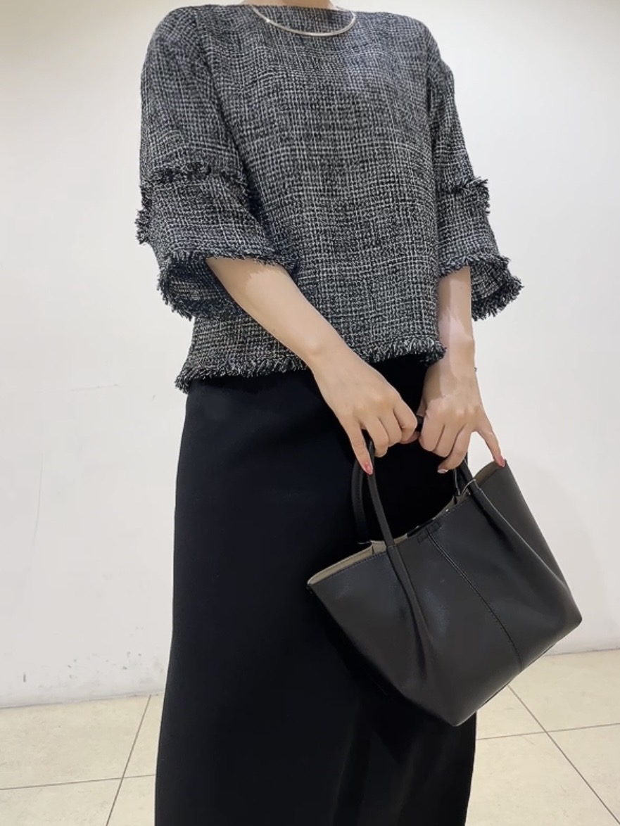 watanabeさんの「UNTITLED｜【洗える】ツイードドルマンブラウス」を使ったコーディネート