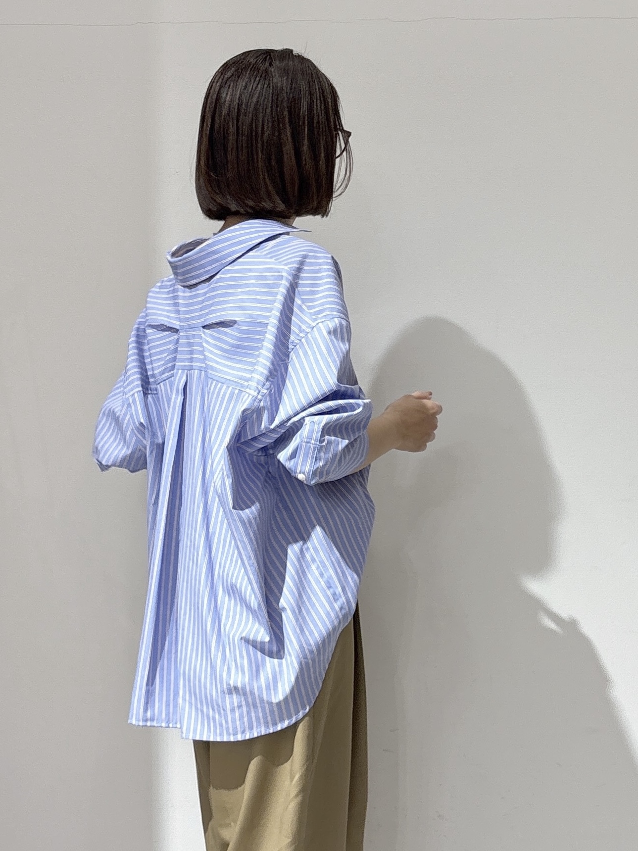 NAKAさんの「OPAQUE.CLIP｜バックシャンスキッパーシャツ【洗濯機OK】」を使ったコーディネート