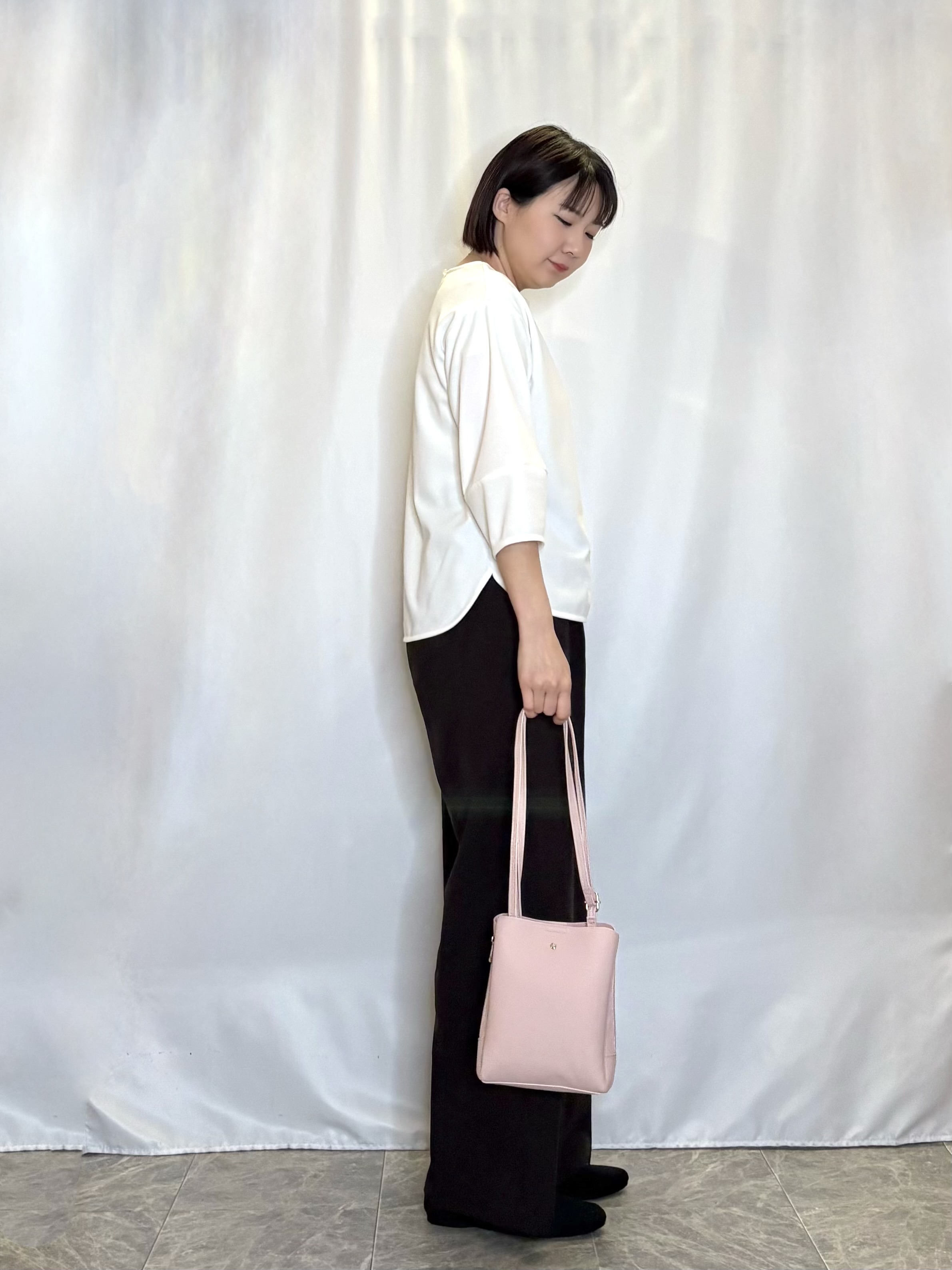 ネリさんの「SHOO･LA･RUE｜【2点セット/7分袖】ランタンスリーブで女性らしい インせず着られる ネックレス付きブラウス」を使ったコーディネート