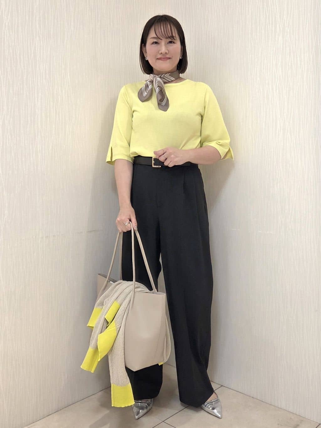 naokoさんの「UNTITLED｜【洗える】シアーニットカーディガン」を使ったコーディネート