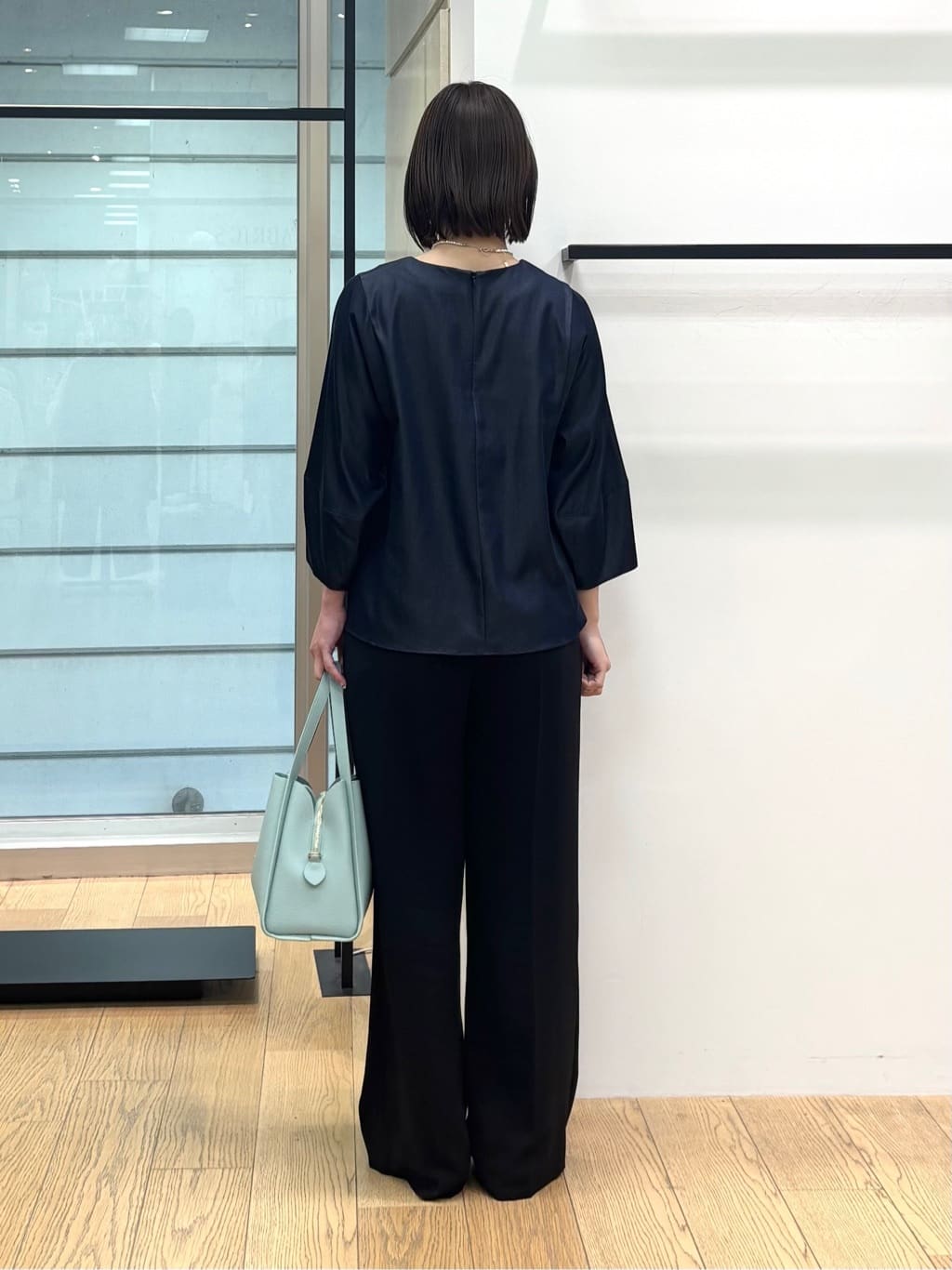 asamiさんの「INDIVI｜【洗える／UVケア／SETUP可能】デニムライク ランタン袖ブラウス」を使ったコーディネート