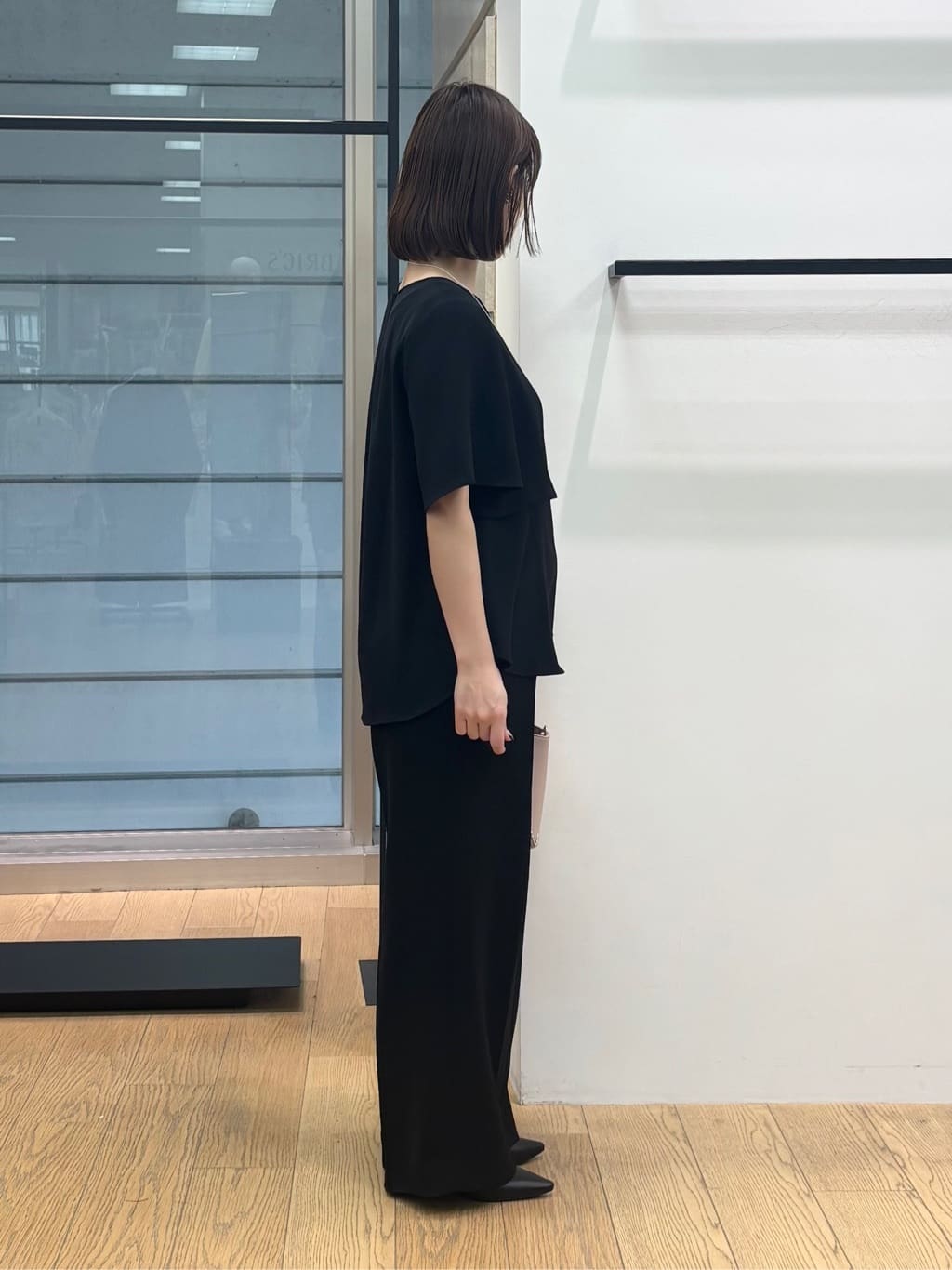 asamiさんの「INDIVI｜【着る日傘】シフォンドッキングブラウス」を使ったコーディネート