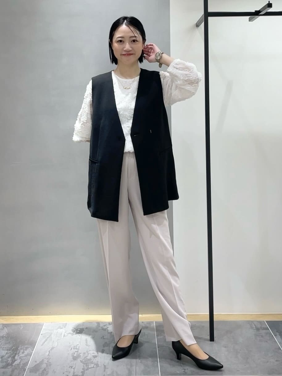 shihoさんの「INDIVI｜【洗える／多機能／SETUP可】着る日傘ジレジャケット」を使ったコーディネート