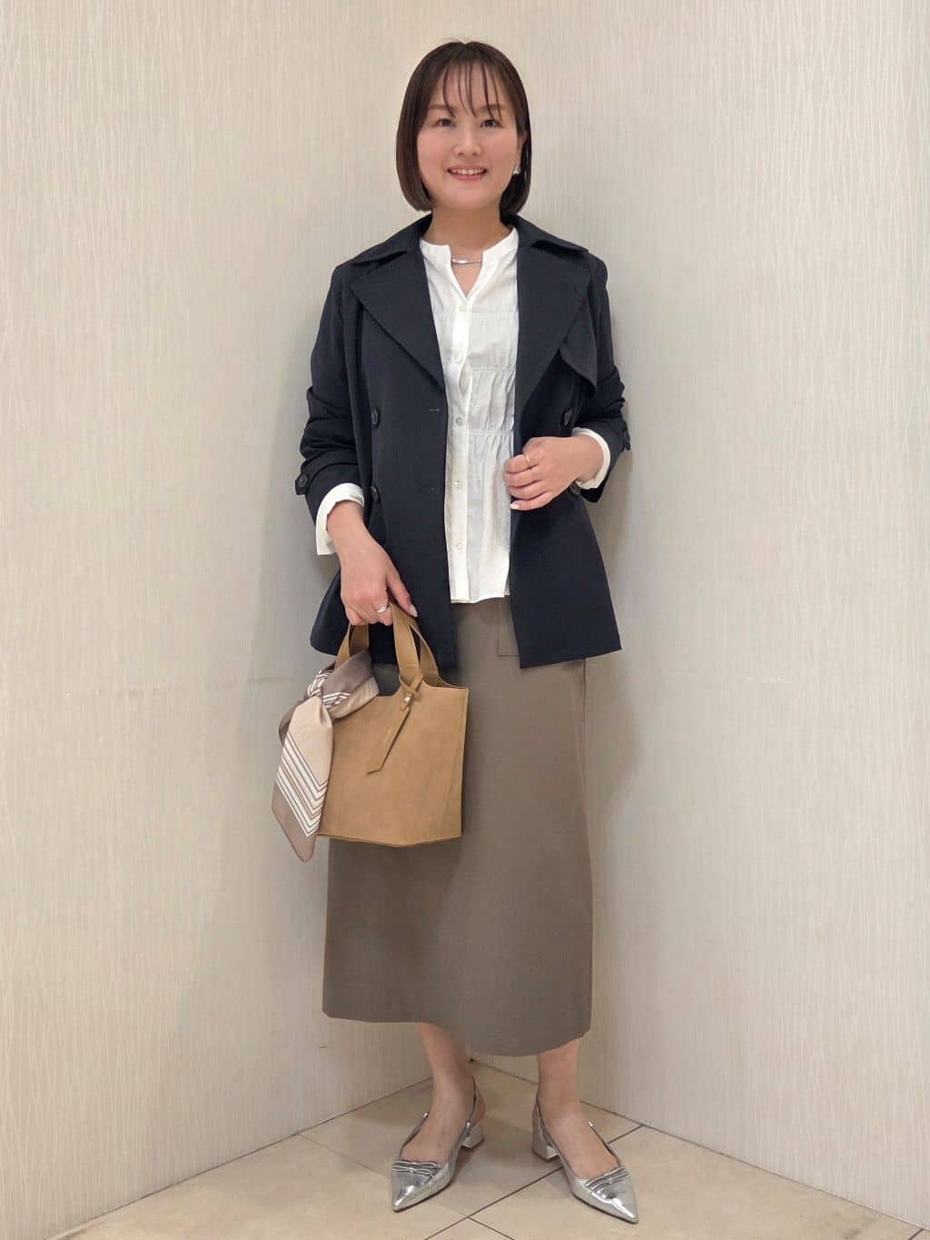 naokoさんの「UNTITLED｜【定番人気/はっ水/洗える】タスランショートトレンチコート」を使ったコーディネート