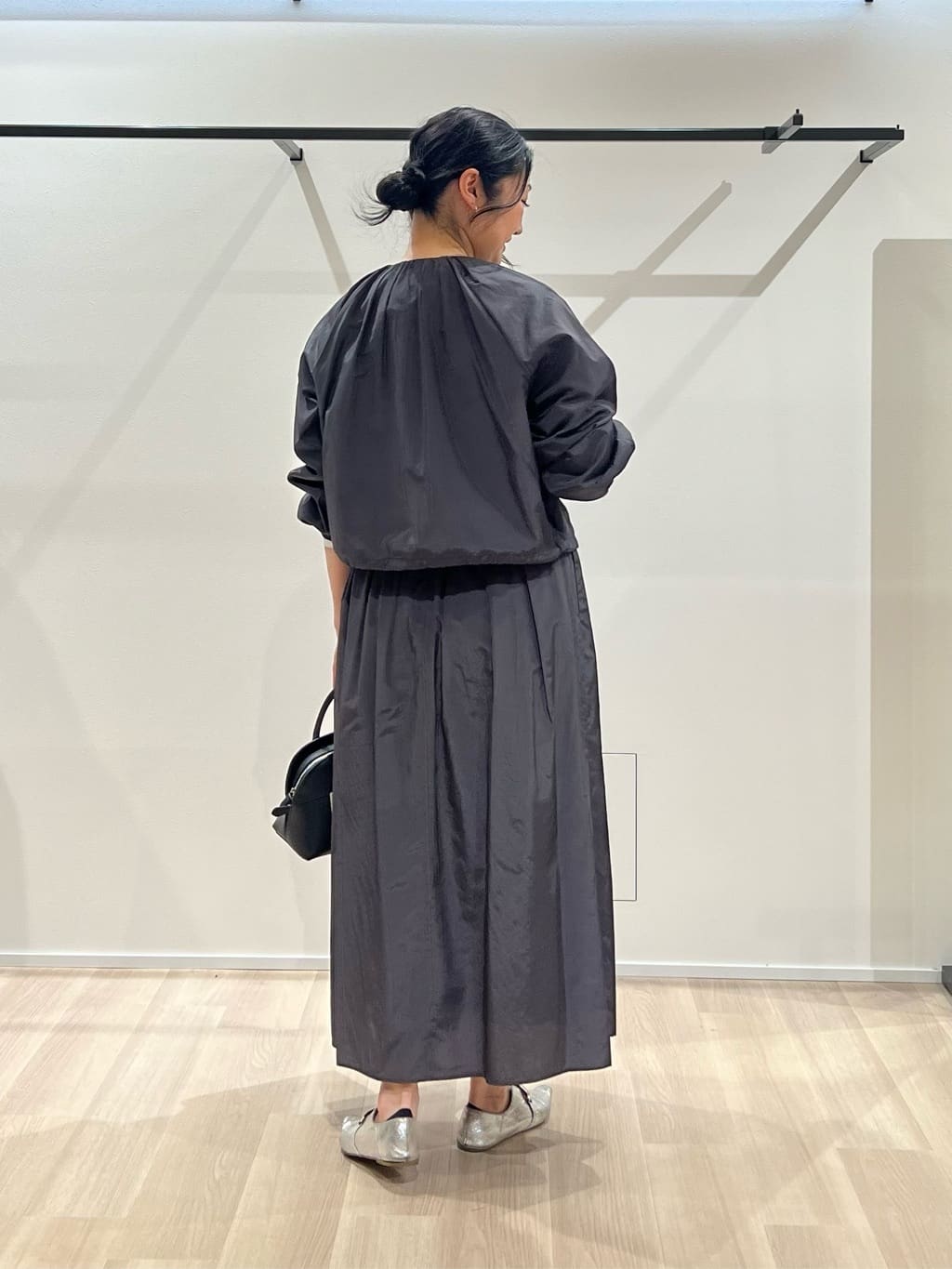 TOMOMIさんの「UNTITLED｜【セットアップ可/はっ水】シャイニータイプライターブルゾン」を使ったコーディネート