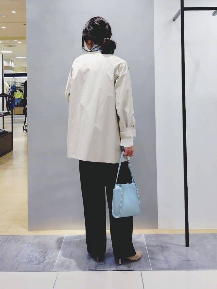 TOMOMIさんの「INDIVI｜【新作褒められパンツ】快温ワイドパンツ」を使ったコーディネート