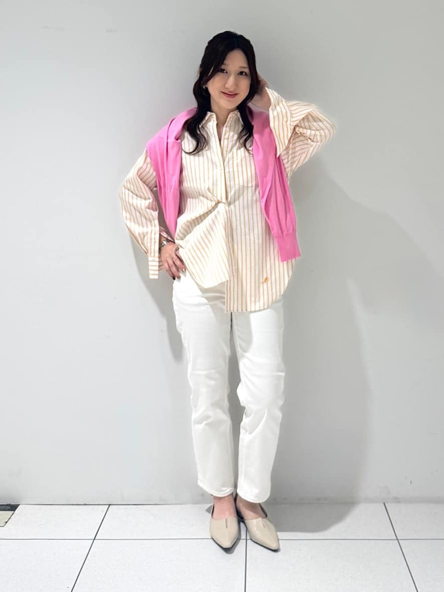 そんさんの「INDIVI｜【洗える／前後2WAY／アンサンブル可能】ドルマンスリーブカーディガン」を使ったコーディネート