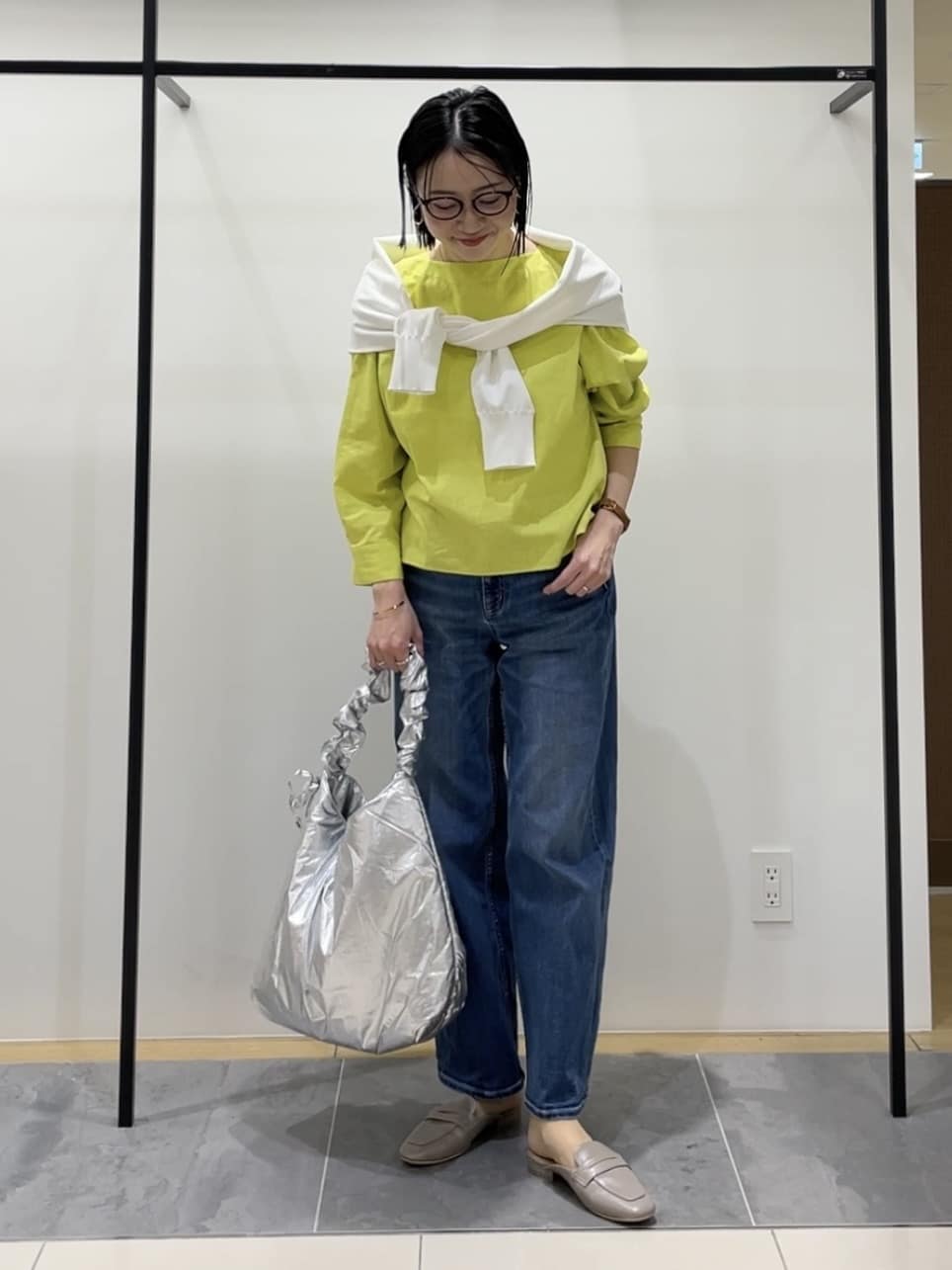 shihoさんの「INDIVI｜【洗える/6分袖】ボートネックブラウス」を使ったコーディネート