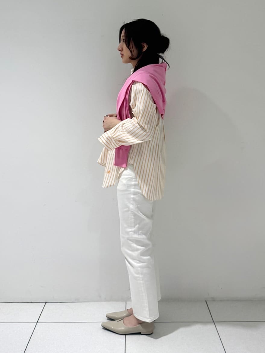そんさんの「INDIVI｜【洗える／前後2WAY／アンサンブル可能】ドルマンスリーブカーディガン」を使ったコーディネート