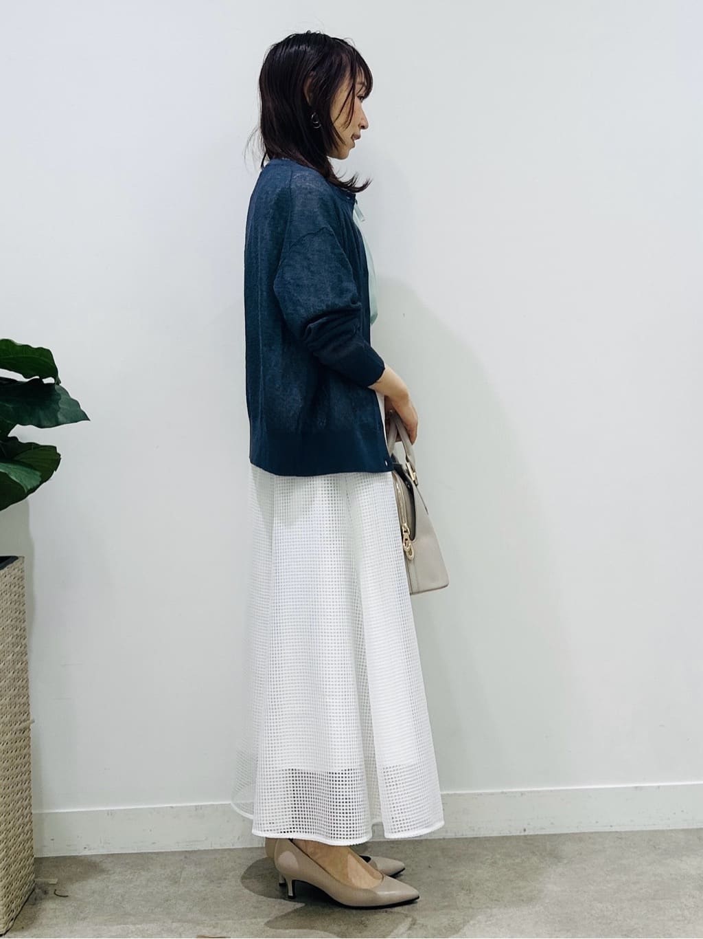 Miwaさんの「UNTITLED｜【シアー/首元フリル】シルキーシフォンブラウス」を使ったコーディネート