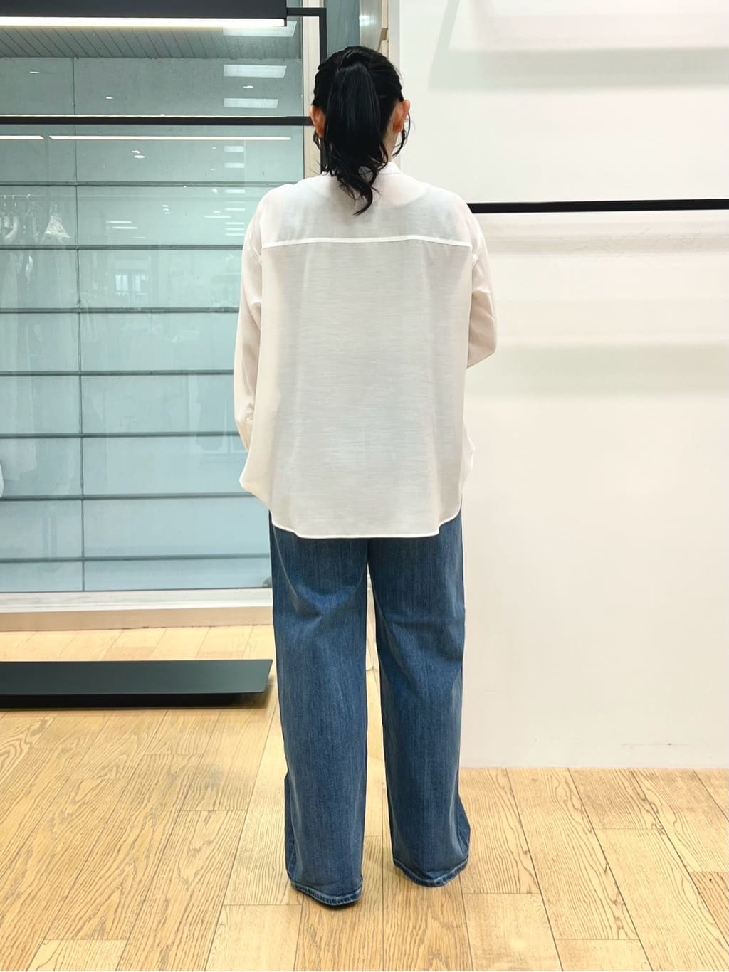 shimaさんの「INDIVI｜【洗える／多機能／SETUP可】着る日傘ダブルジャケット」を使ったコーディネート