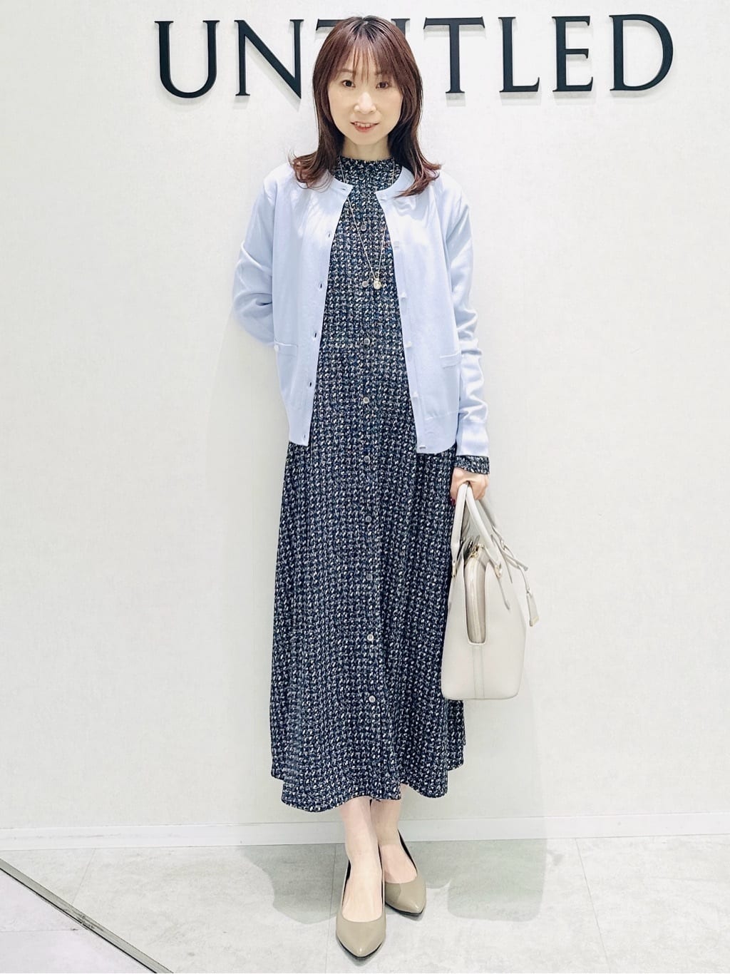 Miwaさんの「UNTITLED｜【アンサンブル可/洗える】クルーネックニットカーディガン」を使ったコーディネート