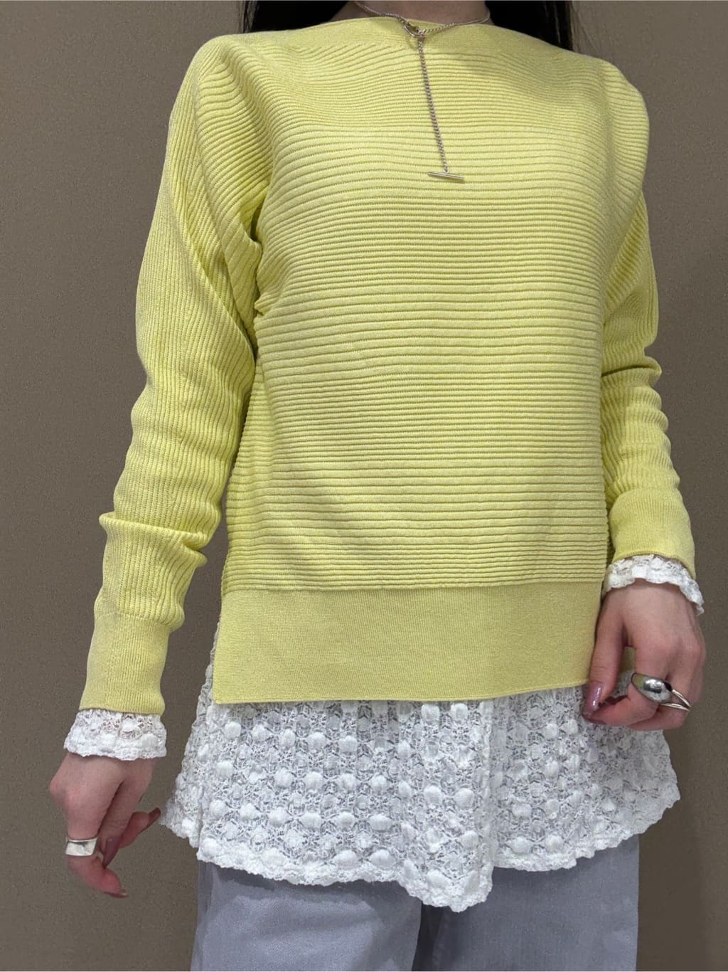 KEIKOさんの「INDIVI｜【洗える／キレイ色】体型カバー無縫製ニット」を使ったコーディネート