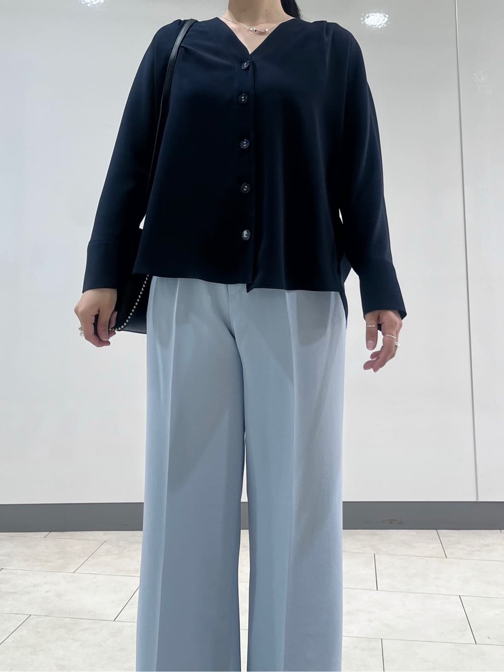 hasuさんの「INDIVI｜【洗える／多機能／SETUP可】着る日傘ジレジャケット」を使ったコーディネート