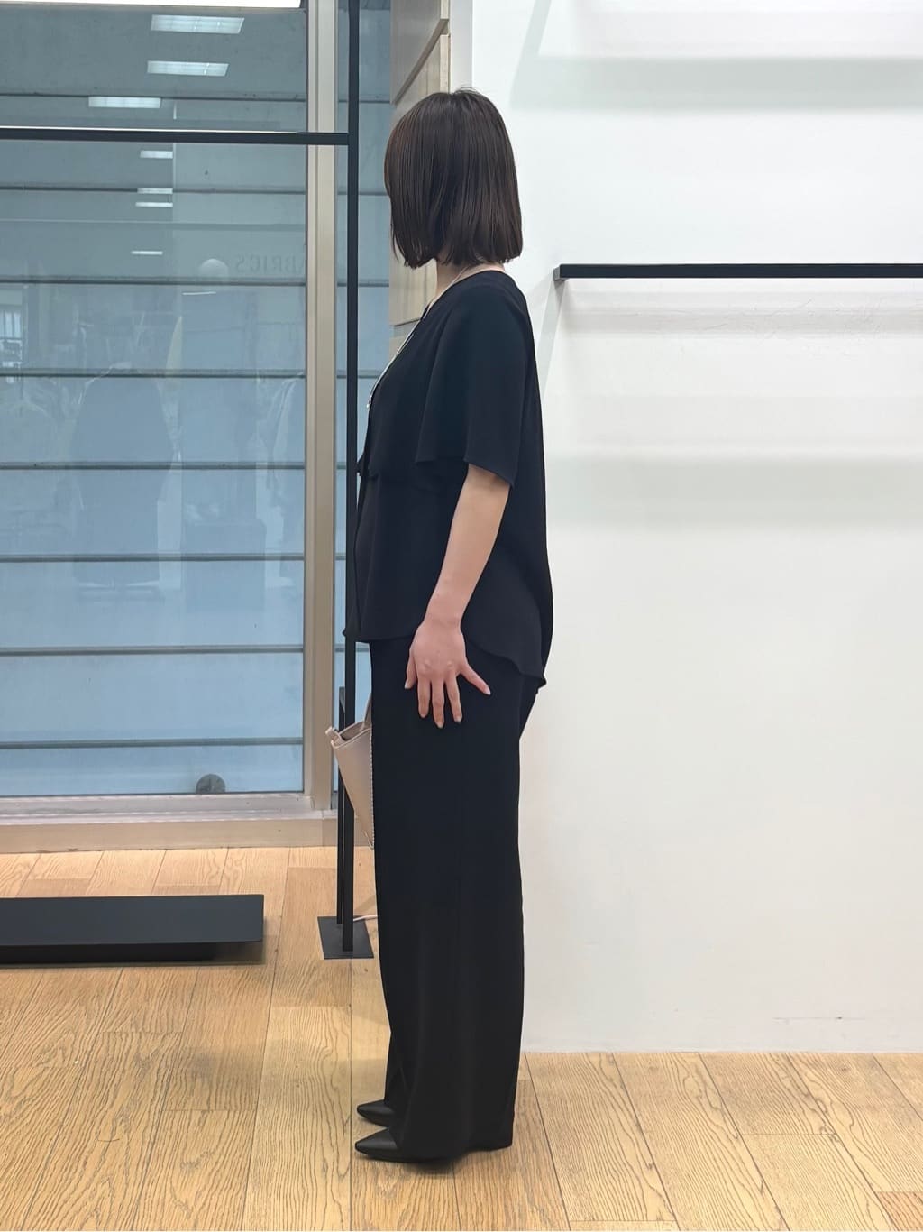 asamiさんの「INDIVI｜【着る日傘】シフォンドッキングブラウス」を使ったコーディネート