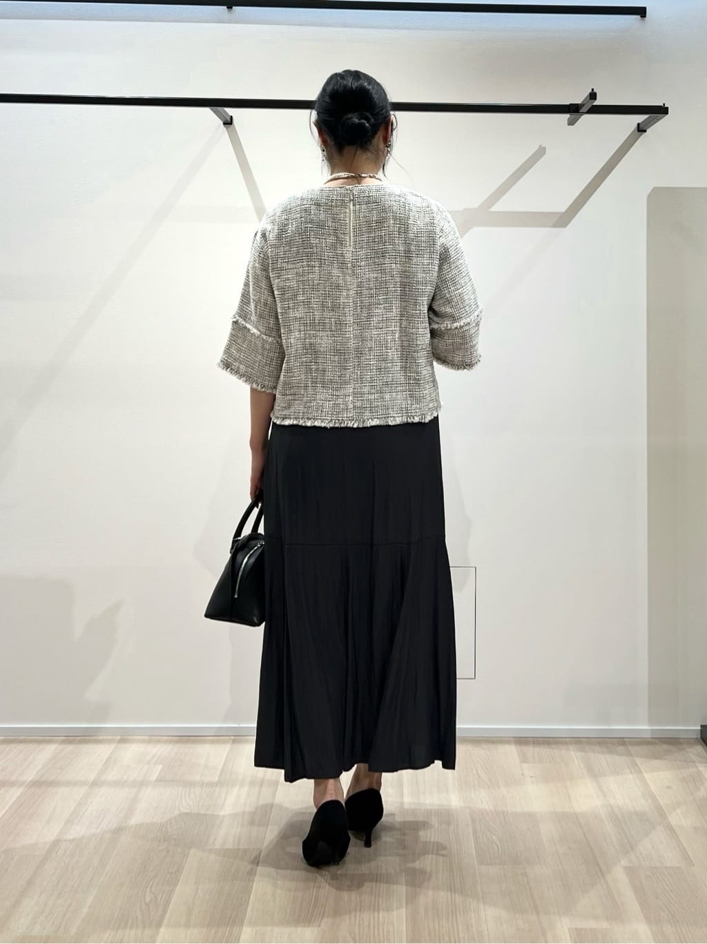TOMOMIさんの「UNTITLED｜【洗える】ツイードドルマンブラウス」を使ったコーディネート