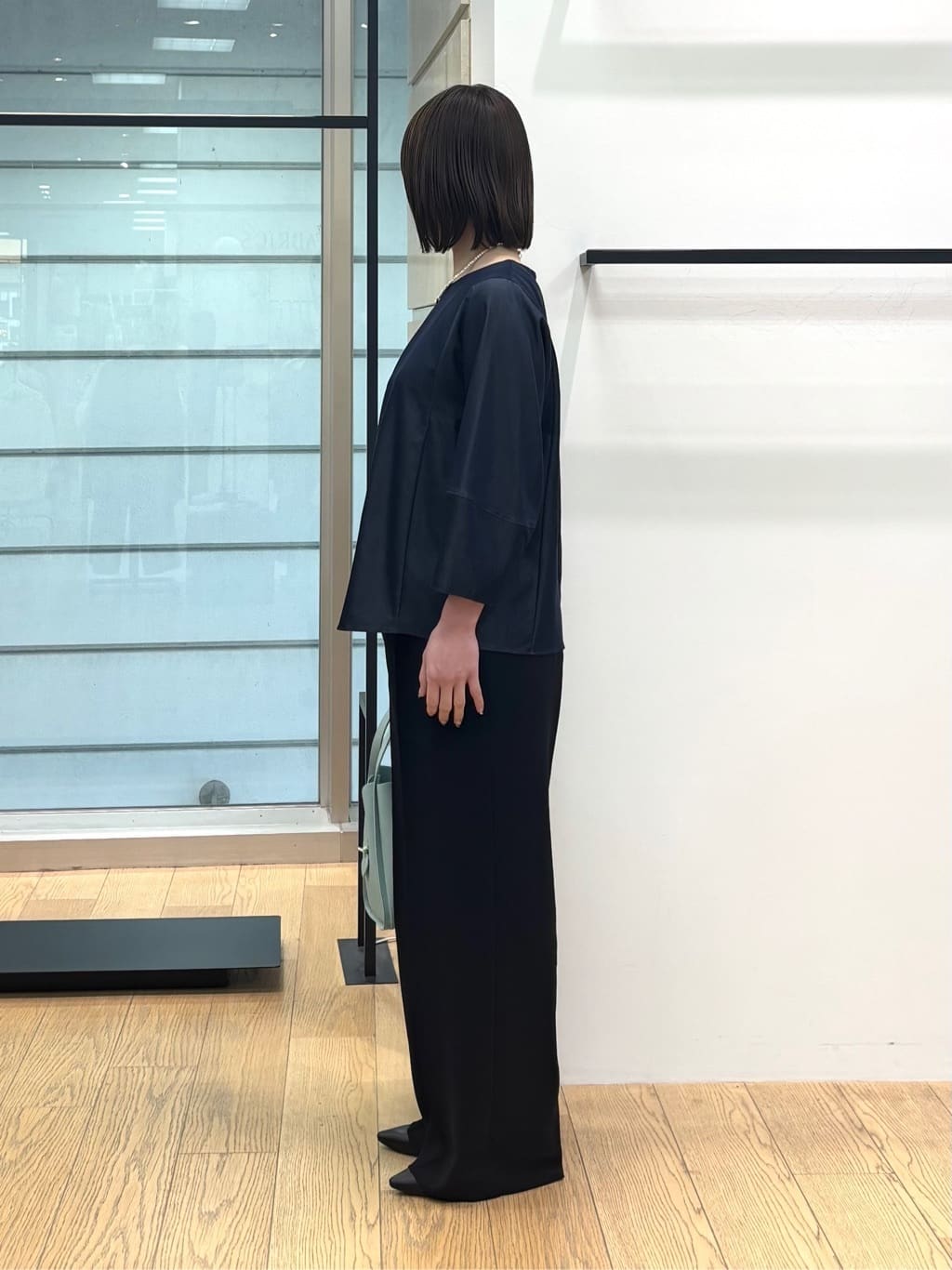 asamiさんの「INDIVI｜【洗える／UVケア／SETUP可能】デニムライク ランタン袖ブラウス」を使ったコーディネート